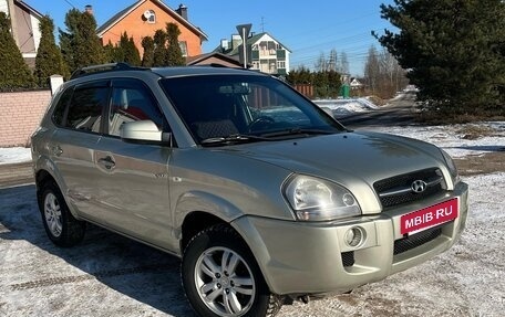 Hyundai Tucson III, 2007 год, 815 000 рублей, 2 фотография