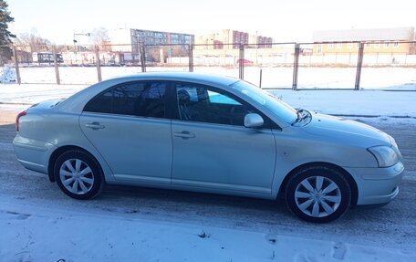 Toyota Avensis III рестайлинг, 2004 год, 950 000 рублей, 5 фотография