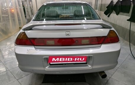 Honda Accord VII рестайлинг, 2000 год, 700 000 рублей, 30 фотография