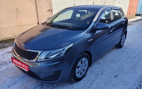 KIA Rio III рестайлинг, 2013 год, 880 000 рублей, 2 фотография