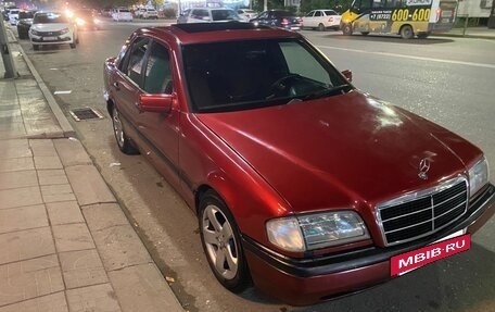 Mercedes-Benz C-Класс, 1996 год, 300 000 рублей, 2 фотография