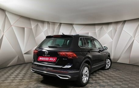 Volkswagen Tiguan II, 2021 год, 3 929 700 рублей, 2 фотография