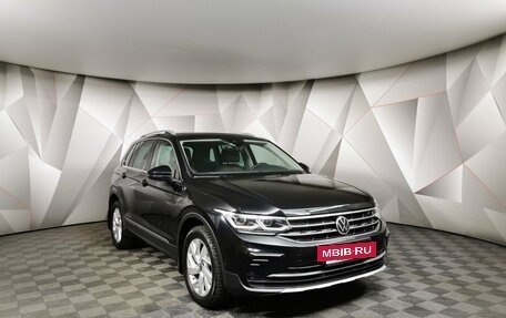 Volkswagen Tiguan II, 2021 год, 3 929 700 рублей, 3 фотография