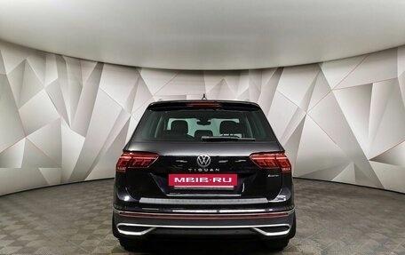 Volkswagen Tiguan II, 2021 год, 3 929 700 рублей, 8 фотография