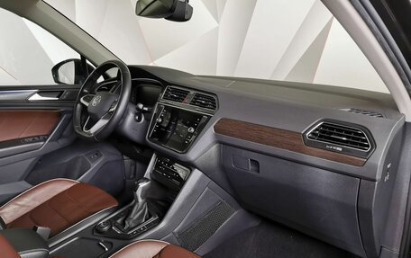 Volkswagen Tiguan II, 2021 год, 3 929 700 рублей, 9 фотография