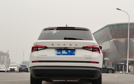 Skoda Kodiaq I, 2020 год, 1 800 200 рублей, 3 фотография