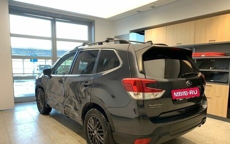 Subaru Forester, 2018 год, 1 750 000 рублей, 6 фотография