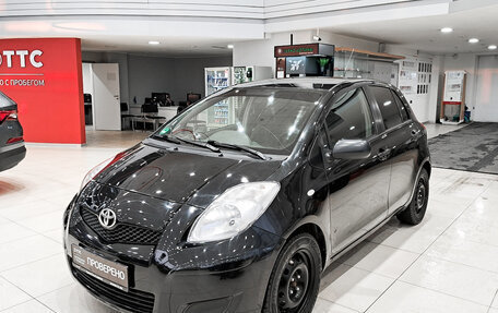 Toyota Yaris III рестайлинг, 2009 год, 580 000 рублей, 5 фотография