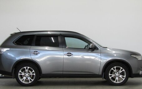 Mitsubishi Outlander III рестайлинг 3, 2012 год, 1 395 000 рублей, 6 фотография