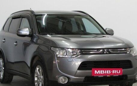 Mitsubishi Outlander III рестайлинг 3, 2012 год, 1 395 000 рублей, 7 фотография