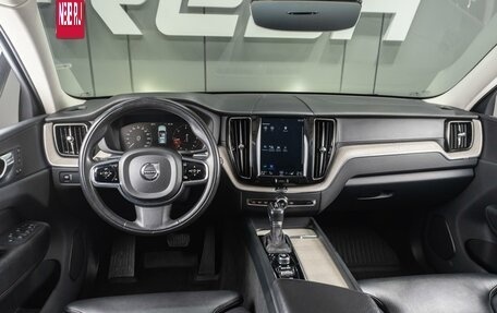 Volvo XC60 II, 2019 год, 3 299 000 рублей, 6 фотография