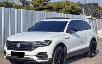 Volkswagen Touareg III, 2021 год, 5 550 000 рублей, 1 фотография