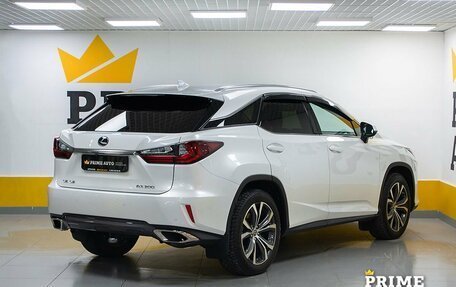 Lexus RX IV рестайлинг, 2019 год, 5 799 000 рублей, 6 фотография