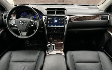 Toyota Camry, 2018 год, 2 730 000 рублей, 10 фотография