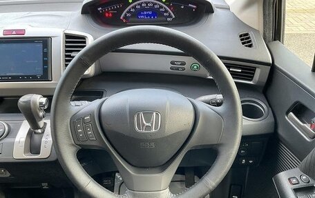 Honda Freed I, 2014 год, 710 000 рублей, 7 фотография