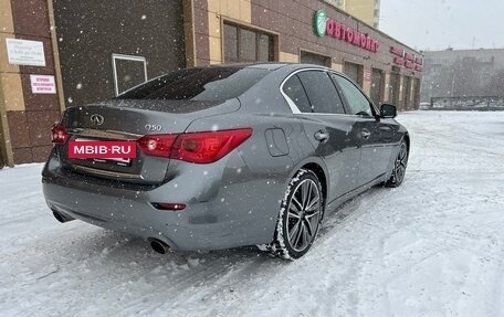 Infiniti Q50 I рестайлинг, 2014 год, 1 850 000 рублей, 3 фотография