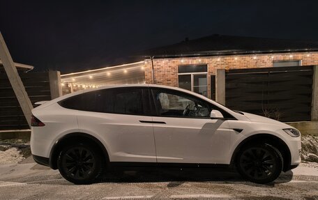 Tesla Model X I, 2018 год, 4 500 000 рублей, 3 фотография