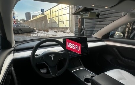 Tesla Model 3 I, 2021 год, 3 950 000 рублей, 13 фотография