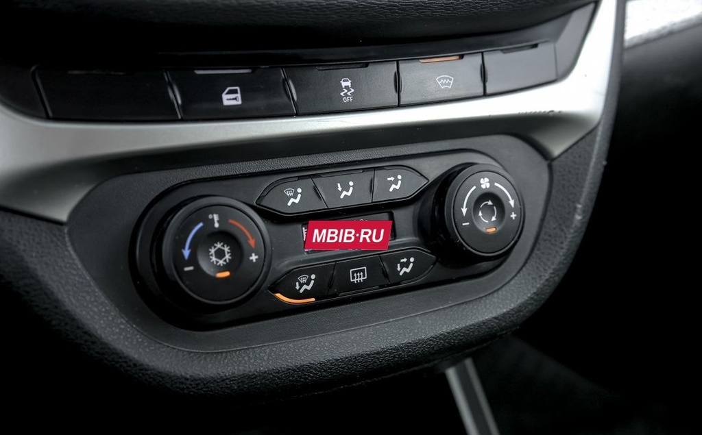 ВАЗ (LADA) Vesta Cross, 2019 год, 1 050 000 рублей, 13 фотография