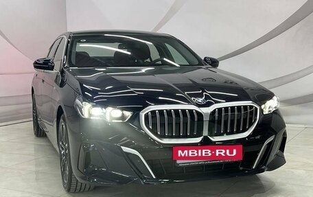 BMW 5 серия, 2024 год, 9 199 000 рублей, 4 фотография