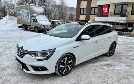 Renault Megane IV, 2019 год, 1 630 000 рублей, 2 фотография