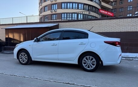 KIA Rio IV, 2018 год, 1 200 000 рублей, 3 фотография