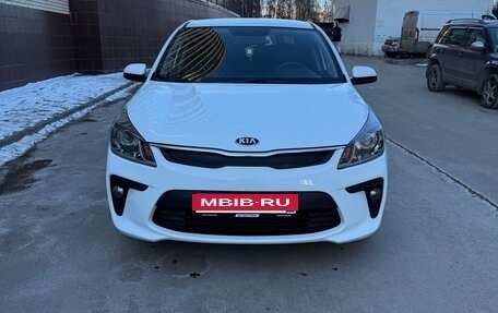 KIA Rio IV, 2018 год, 1 200 000 рублей, 5 фотография