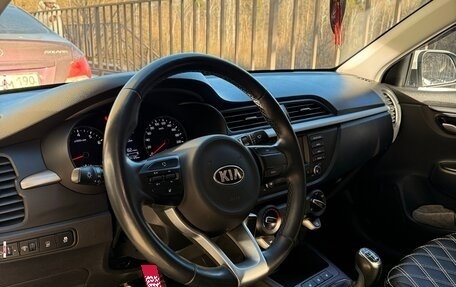 KIA Rio IV, 2018 год, 1 200 000 рублей, 10 фотография