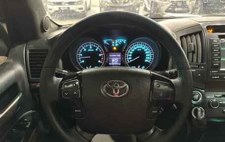 Toyota Land Cruiser 200, 2008 год, 3 190 000 рублей, 22 фотография