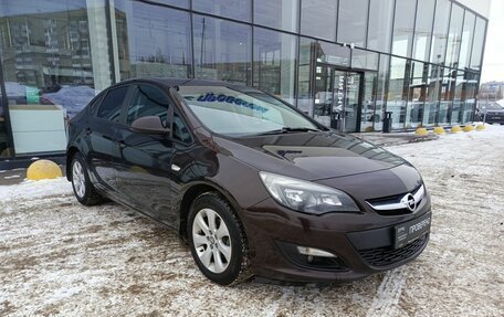 Opel Astra J, 2014 год, 648 000 рублей, 3 фотография