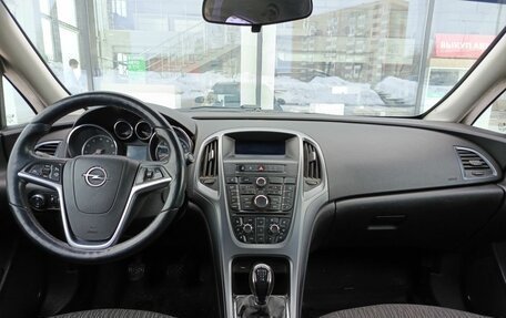 Opel Astra J, 2014 год, 648 000 рублей, 17 фотография