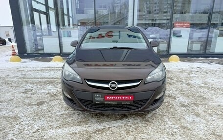 Opel Astra J, 2014 год, 648 000 рублей, 2 фотография