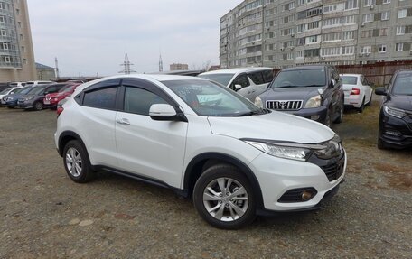 Honda Vezel, 2019 год, 2 290 000 рублей, 3 фотография