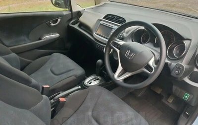 Honda Fit III, 2013 год, 1 150 000 рублей, 1 фотография