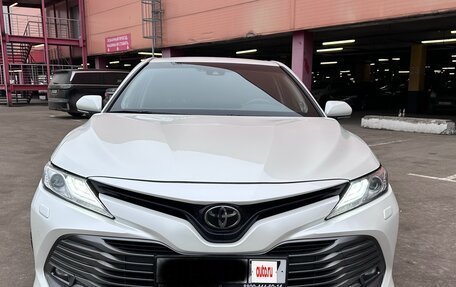 Toyota Camry, 2018 год, 2 500 000 рублей, 1 фотография