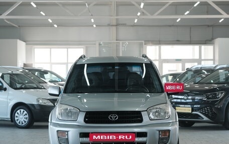 Toyota RAV4, 2002 год, 899 000 рублей, 3 фотография