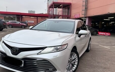 Toyota Camry, 2018 год, 2 500 000 рублей, 2 фотография