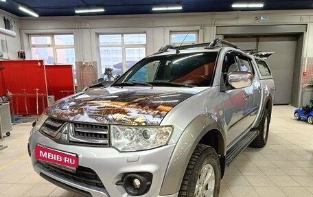 Mitsubishi L200 IV рестайлинг, 2014 год, 2 350 000 рублей, 1 фотография