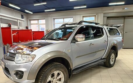 Mitsubishi L200 IV рестайлинг, 2014 год, 2 350 000 рублей, 3 фотография