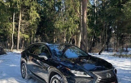 Lexus RX IV рестайлинг, 2018 год, 5 500 000 рублей, 3 фотография