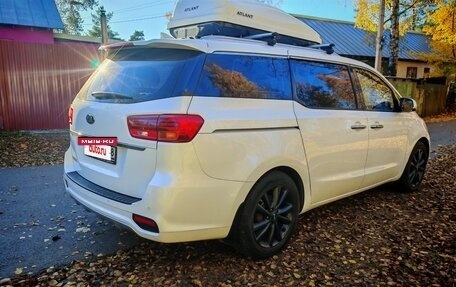 KIA Carnival III, 2018 год, 2 909 000 рублей, 13 фотография