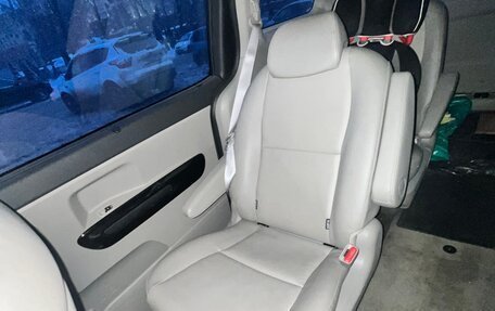 KIA Carnival III, 2018 год, 2 699 000 рублей, 8 фотография