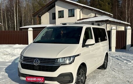 Volkswagen Caravelle T6 рестайлинг, 2020 год, 4 600 000 рублей, 1 фотография