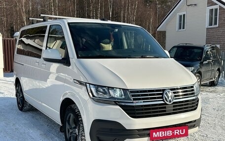 Volkswagen Caravelle T6 рестайлинг, 2020 год, 4 600 000 рублей, 3 фотография