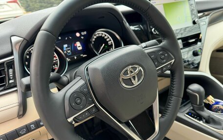 Toyota Camry, 2021 год, 3 850 000 рублей, 13 фотография