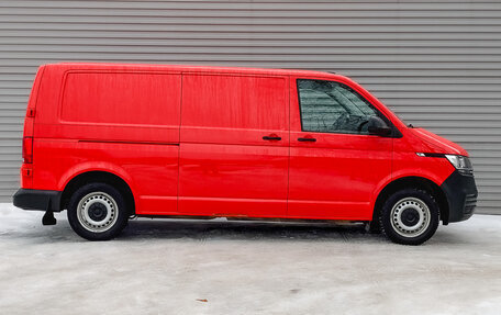 Volkswagen Transporter T6 рестайлинг, 2021 год, 3 990 000 рублей, 4 фотография