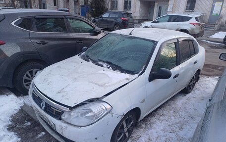 Renault Symbol, 2010 год, 300 000 рублей, 2 фотография