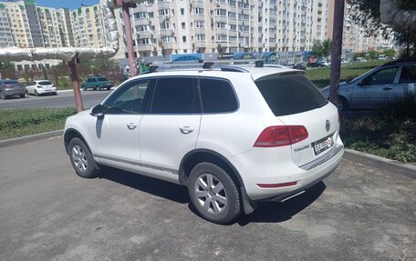 Volkswagen Touareg III, 2014 год, 2 350 000 рублей, 2 фотография