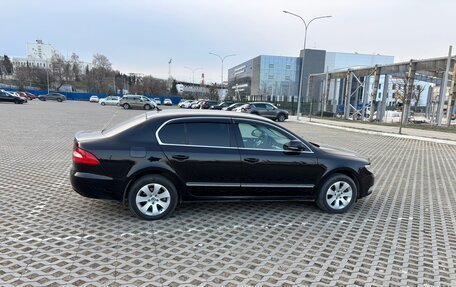 Skoda Superb III рестайлинг, 2010 год, 1 150 000 рублей, 3 фотография