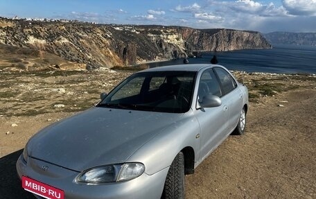 Hyundai Lantra II, 1995 год, 220 000 рублей, 2 фотография